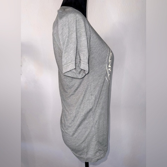 Magnolia Waco Texas Gray Short Sleeve Tee Size Small - Picture 2 of 4